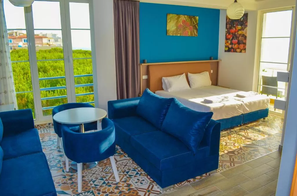 Monaco - 10 STD QDPL 1.jpg